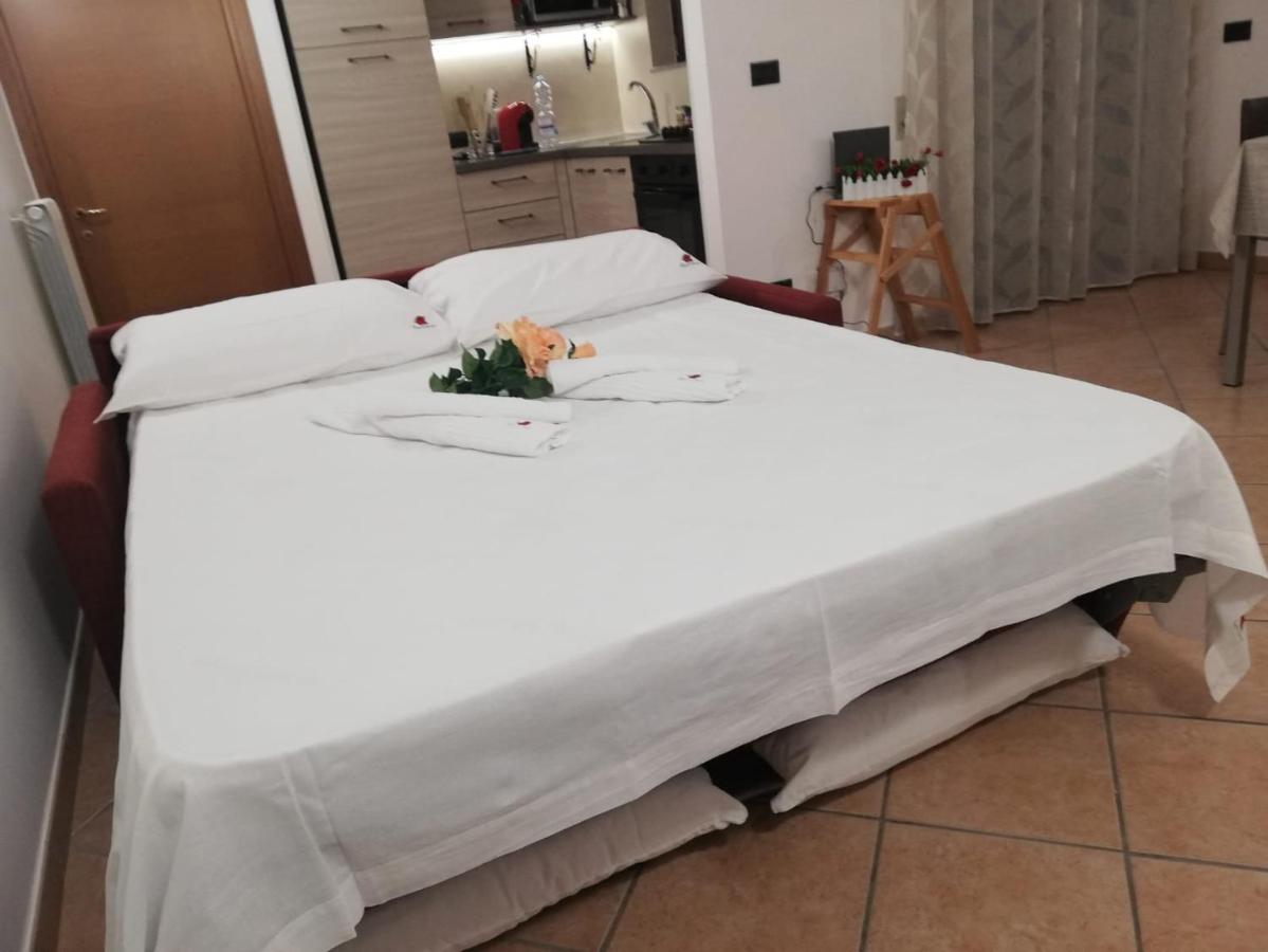 Rosahouse Apartment Lecce Bagian luar foto